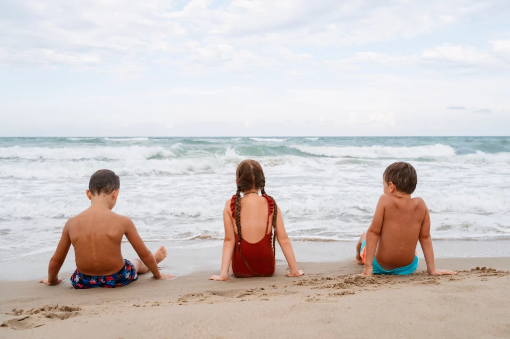 niños en vacaciones de verano